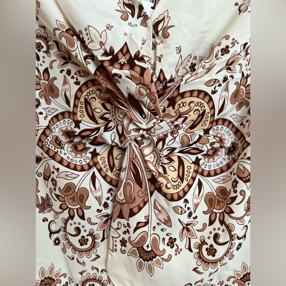 Satin Bell Sleeve Paisley Printed Blouse Cupcakes and Cashmere Brown & Cream - Picture 10 of 10